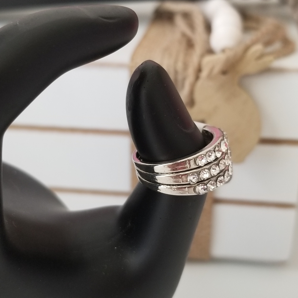 Luxury 3 band Stackable Rings size 7 - Picture 2 of 3